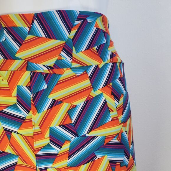 NEW LuLaRoe Multicolored Leggings - Picture 5 of 9